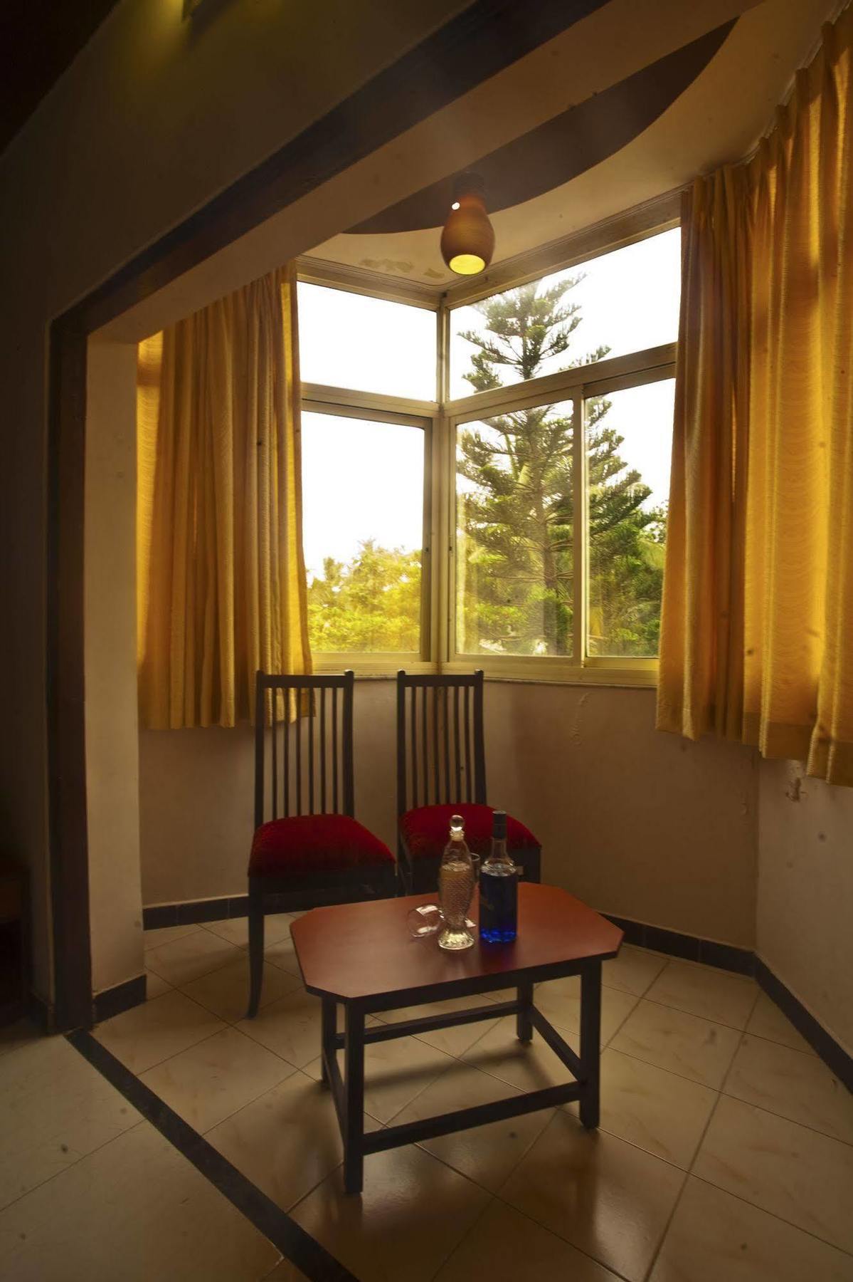 Hotel Chandrageet Porvorim Buitenkant foto